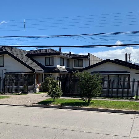 Hostal Espanol Coyhaique Zewnętrze zdjęcie