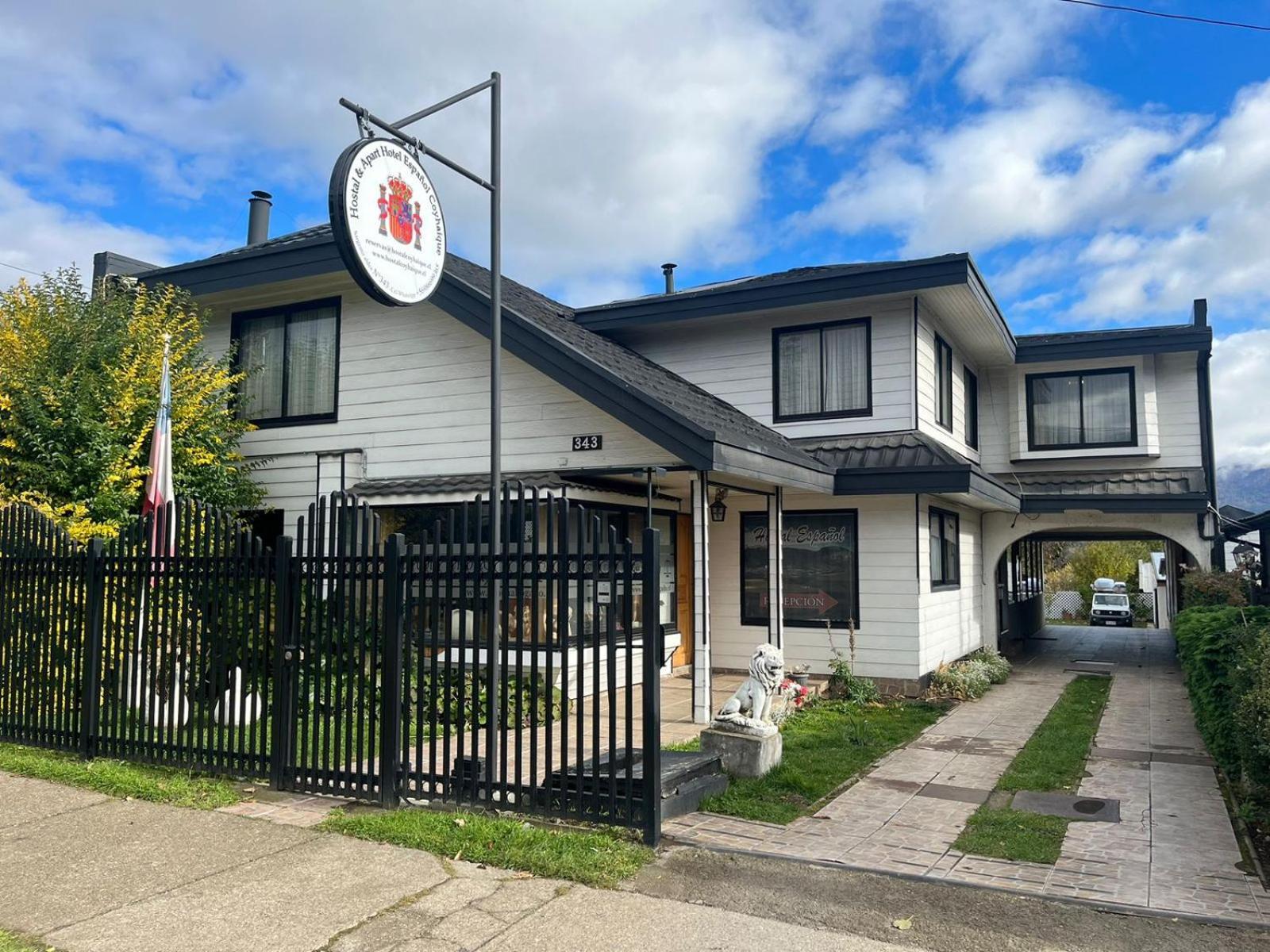 Hostal Espanol Coyhaique Zewnętrze zdjęcie