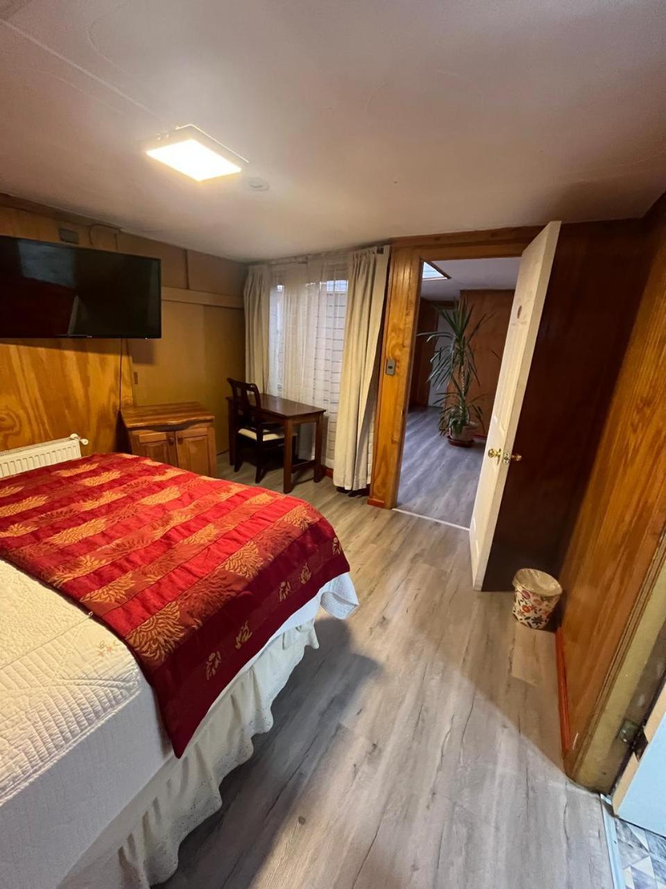 Hostal Espanol Coyhaique Zewnętrze zdjęcie