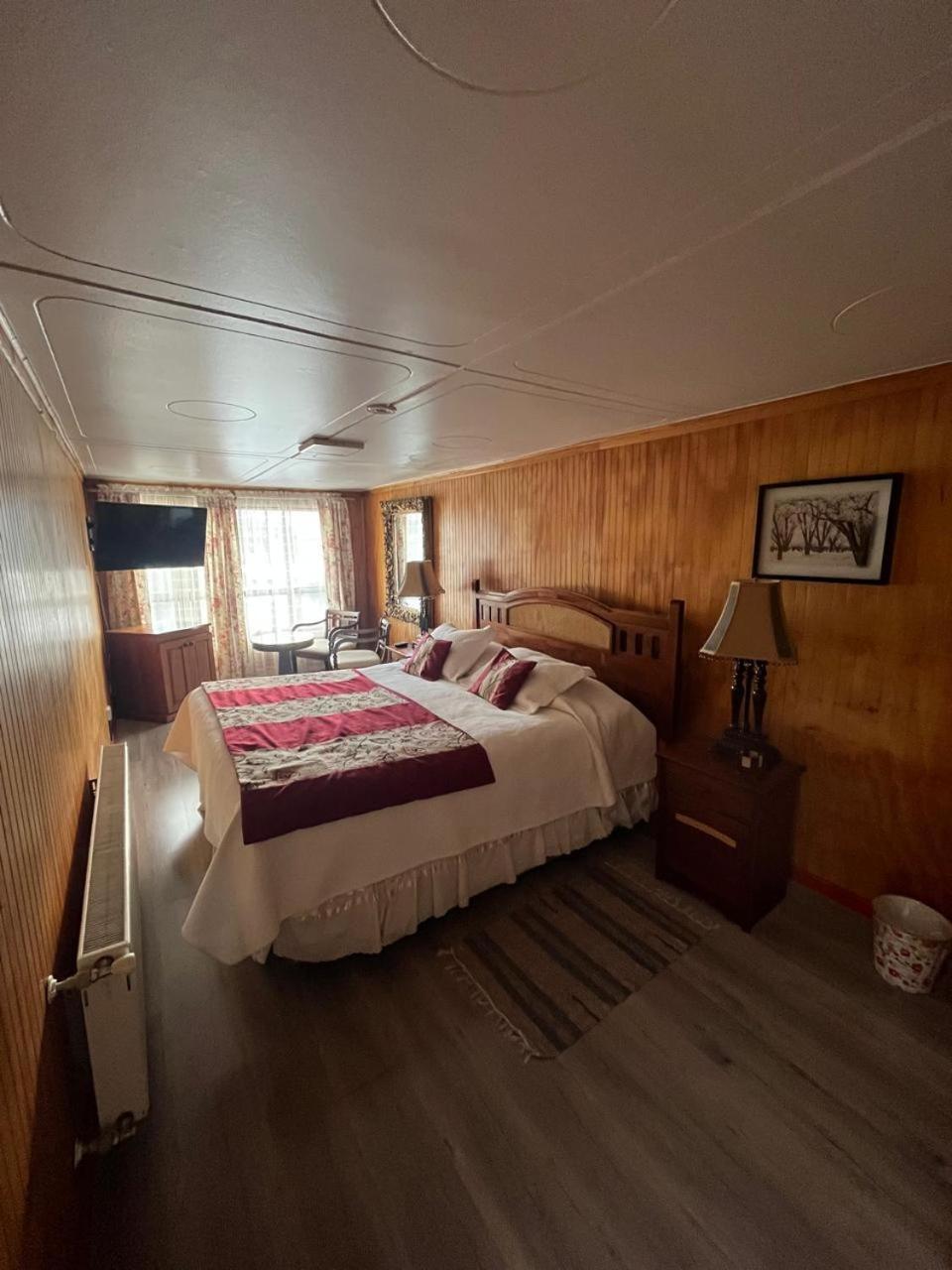 Hostal Espanol Coyhaique Zewnętrze zdjęcie