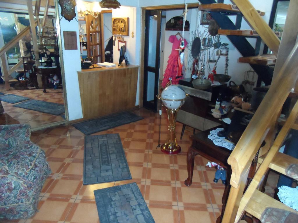 Hostal Espanol Coyhaique Zewnętrze zdjęcie