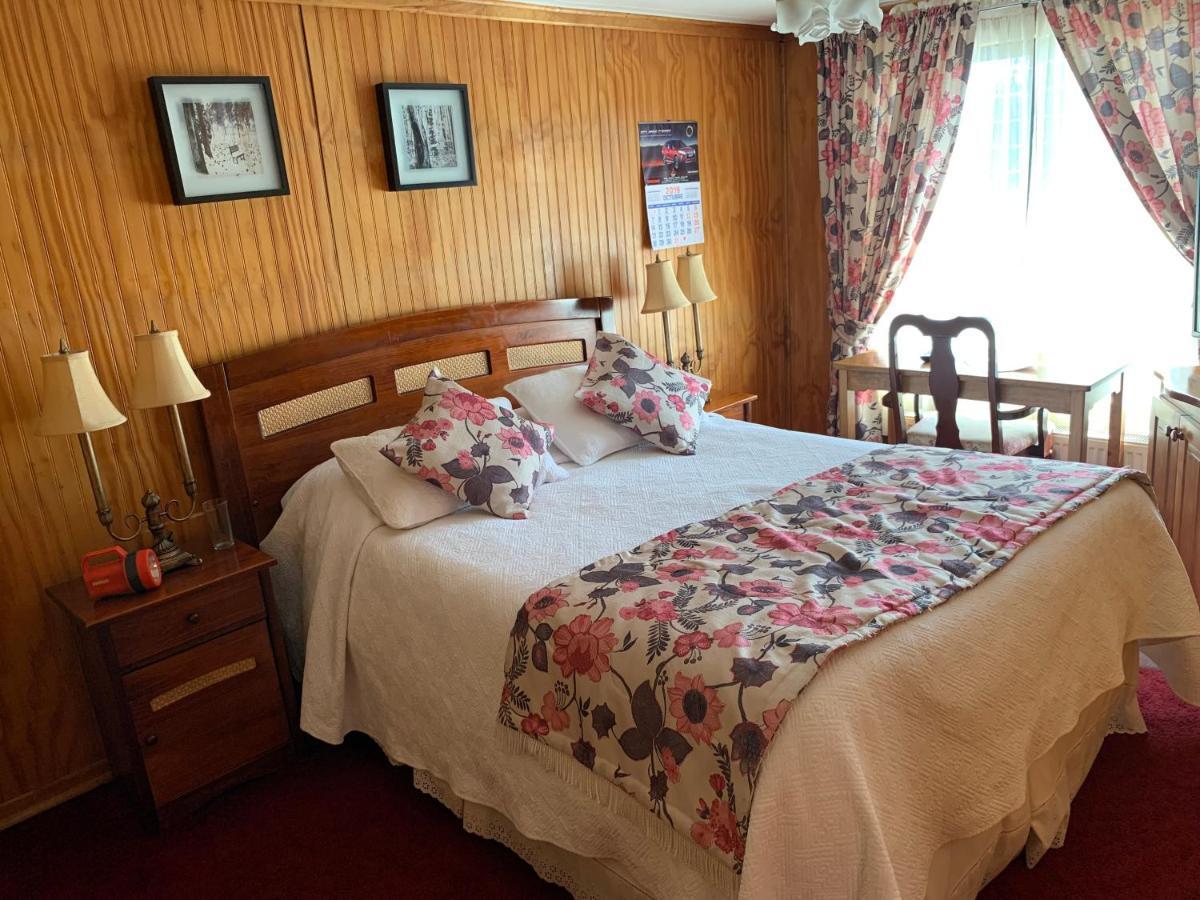 Hostal Espanol Coyhaique Zewnętrze zdjęcie