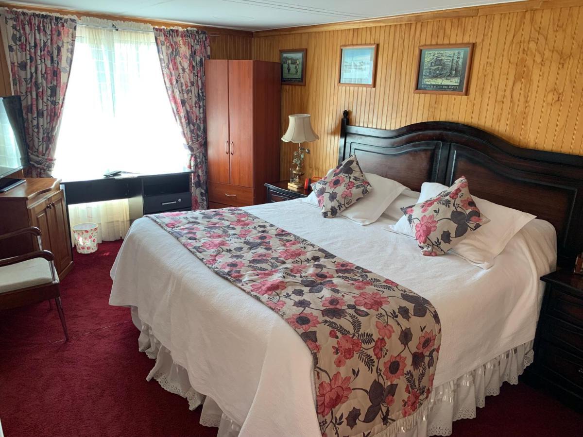 Hostal Espanol Coyhaique Zewnętrze zdjęcie